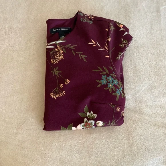 Banana Republic Floral Bell Sleeve Zip Dress - Size 2 - Picture 13 of 13